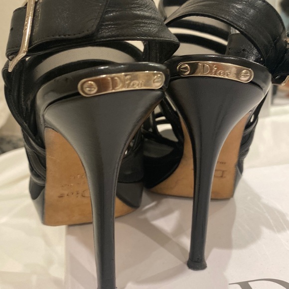 🔥Authentic DIOR Shoes🔥 - Picture 3 of 7